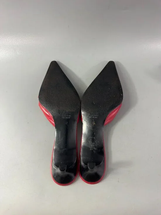 Marilena Red Leather Pointed-toe Kitty Heel Sandals, Size 37 - Picture 9 of 13